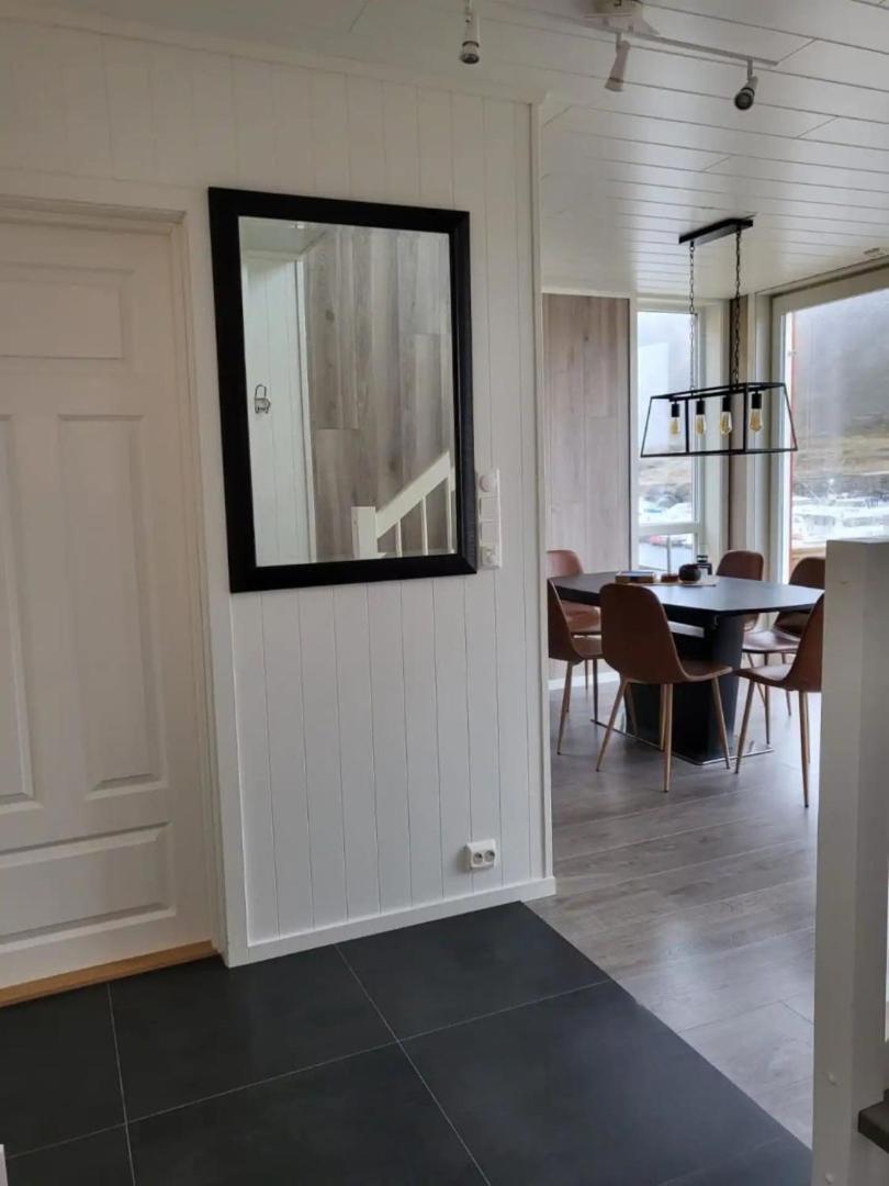 Spektakulær rorbu i autentiske omgivelser Ballstad Eksteriør billede